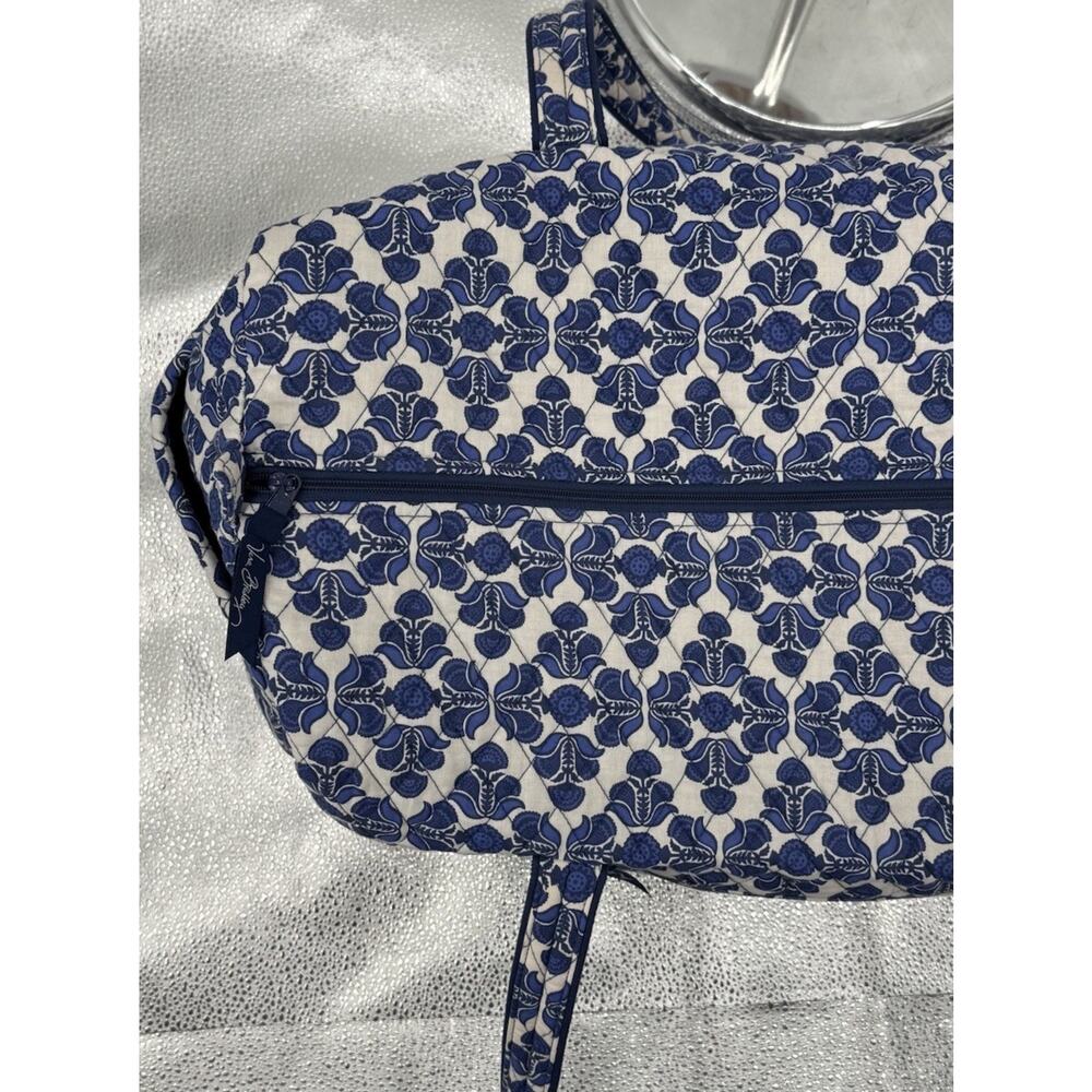 Vera Bradley Large Duffel Travel Bag Cobalt Tile Blue White Quilted Cotton 22” - Picture 6 of 13